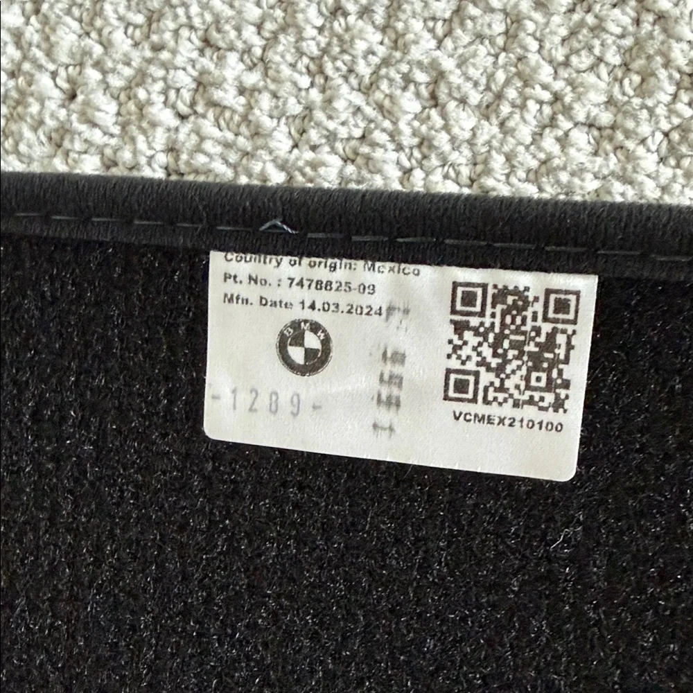 2025 BMW X5 Floor Mats Set - Picture 2 of 5